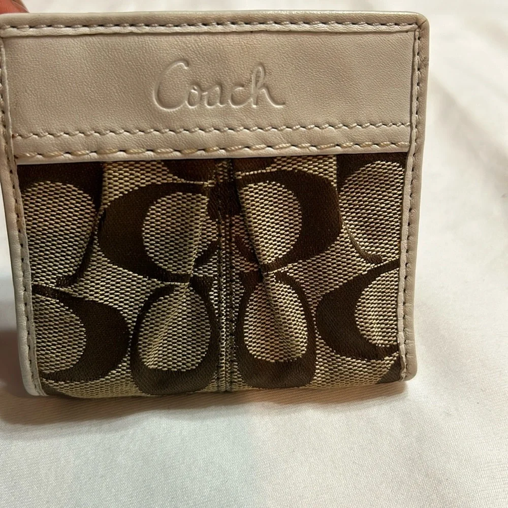 Coach Wallet - Picture 1 of 4